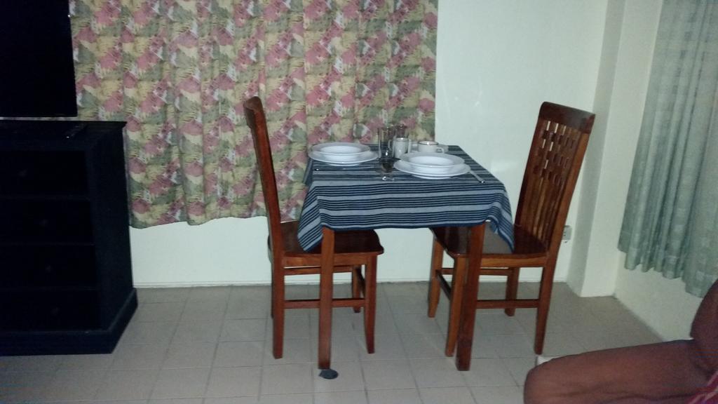 Indogee Apartments Pattaya Ngoại thất bức ảnh