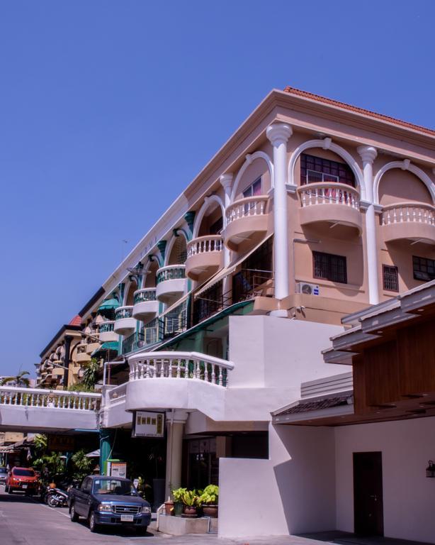 Indogee Apartments Pattaya Ngoại thất bức ảnh