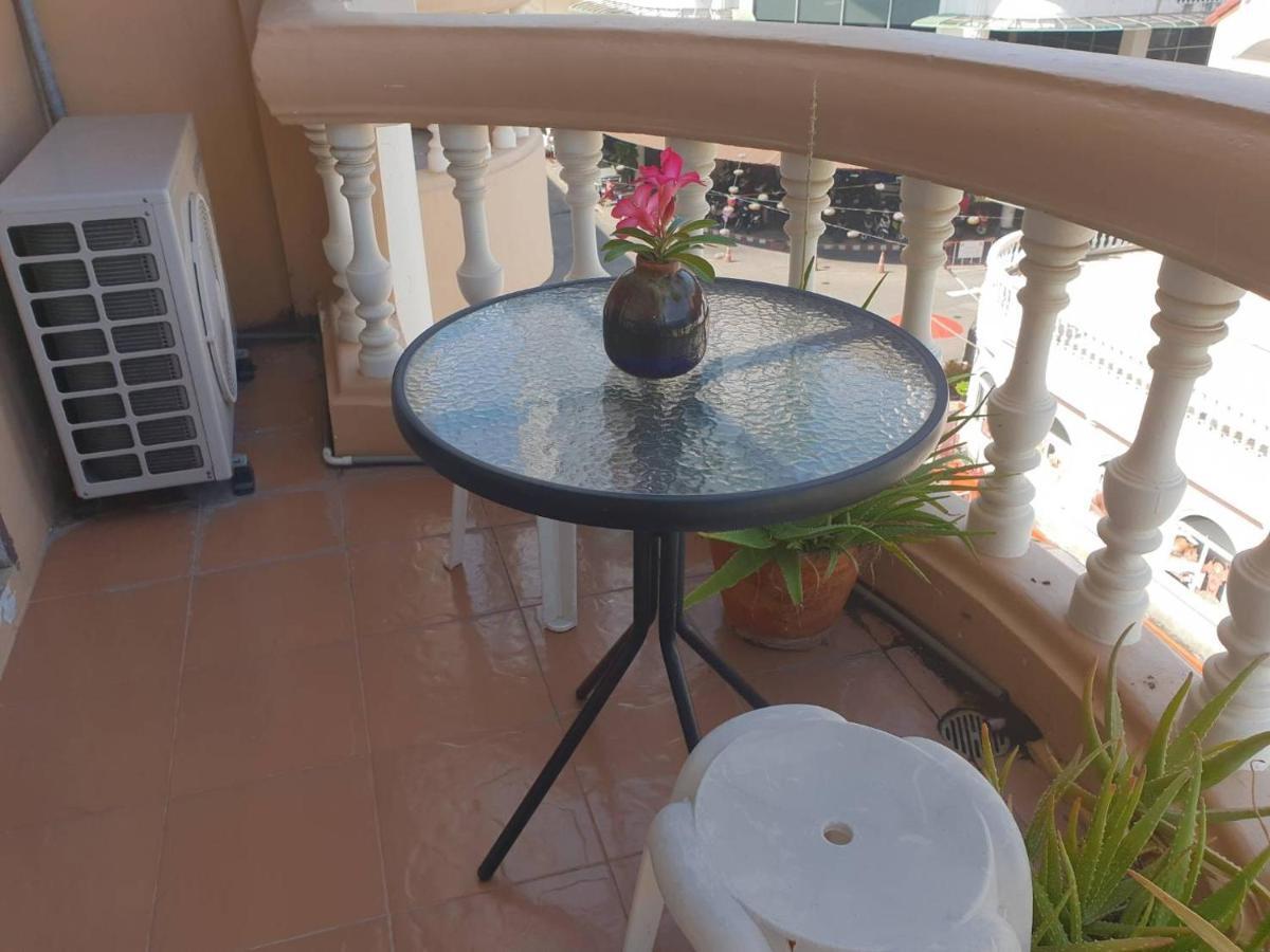 Indogee Apartments Pattaya Ngoại thất bức ảnh